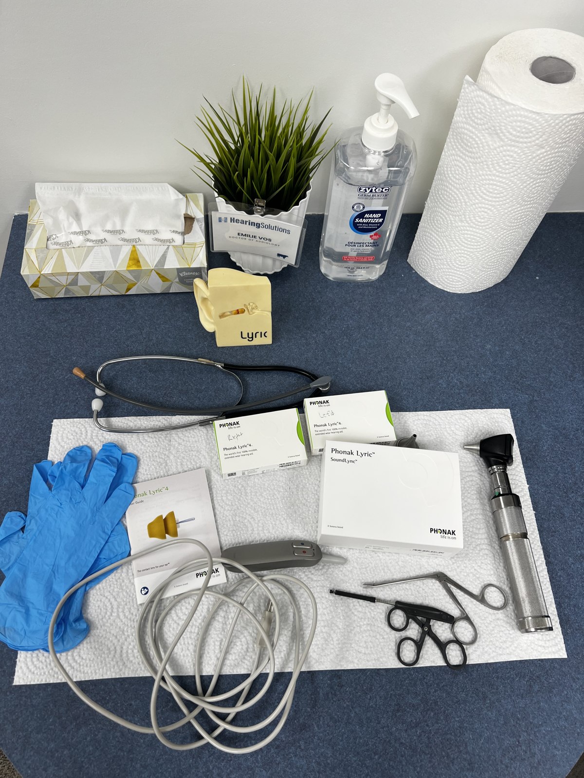 Hearing care tools and Phonak Lyric devices